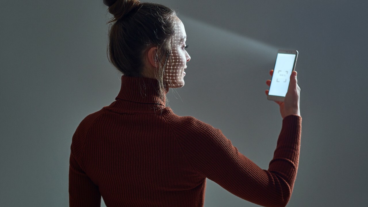 Apple Digugat BASF atas Paten Teknologi di Balik Face ID