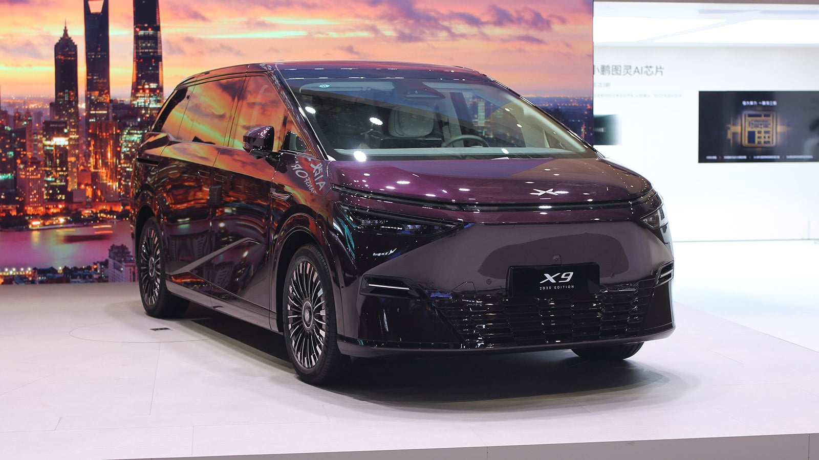 XPeng Tarik Kembali Puluhan Ribu Mobil Listrik X9 di China