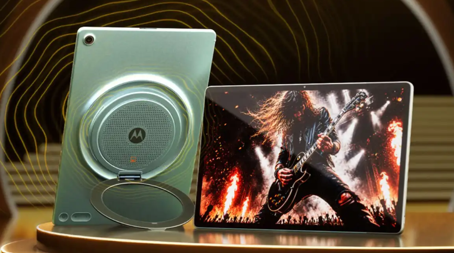 Motorola Siapkan Moto Pad 70 Groove dengan 9 Speaker JBL